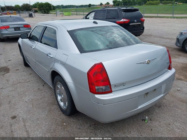 2005 Chrysler 300 TOURING 照片 3