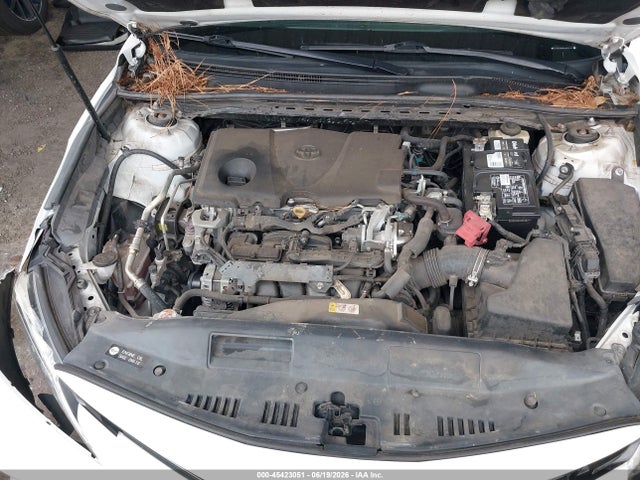 2018 Toyota CAMRY LE photo 10