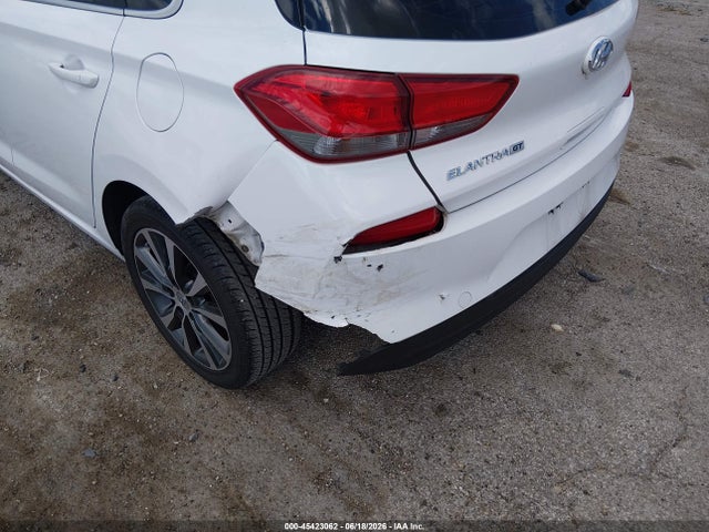 صورة 6 لـ 2018 Hyundai ELANTRA GT