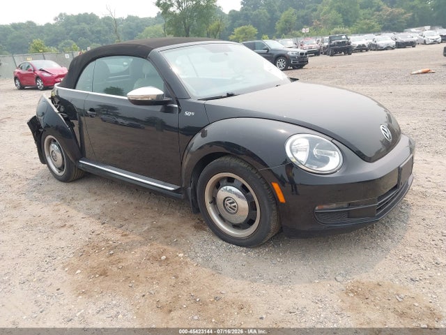2013 VOLKSWAGEN BEETLE 2.5L 50S EDITION