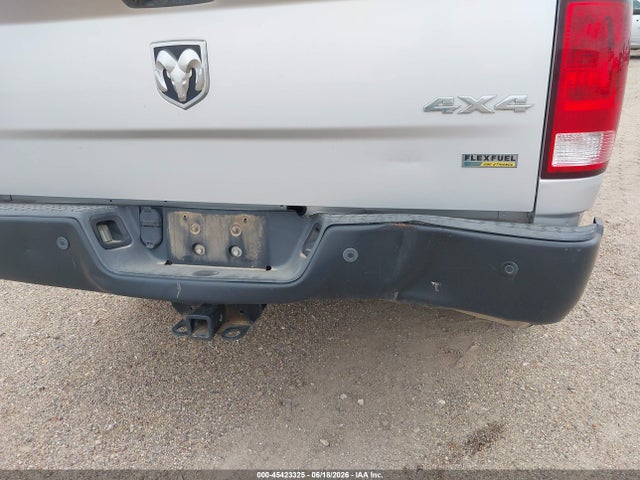 صورة 6 لـ 2016 RAM 1500 TRADESMAN