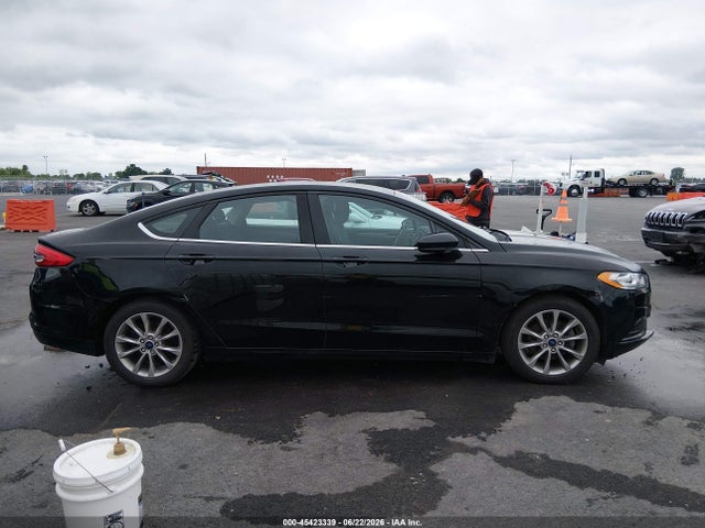 2017 FORD FUSION SE thumbnail 13