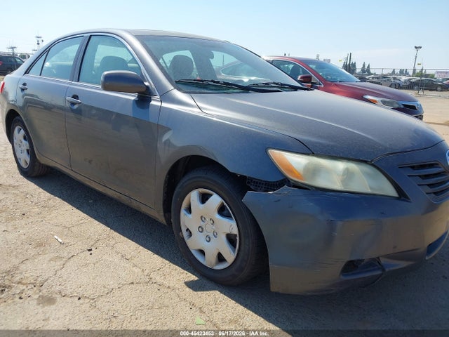 2009 Toyota CAMRY LE photo 6