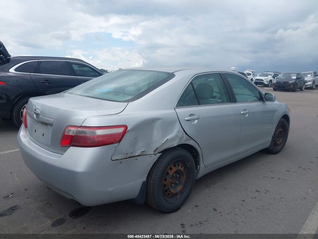 2007 Toyota CAMRY LE photo 4