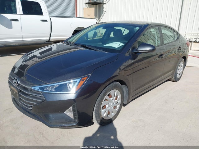 2020 Hyundai ELANTRA SE 照片 2