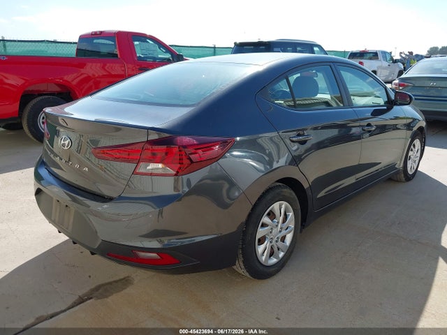 2020 Hyundai ELANTRA SE 照片 4