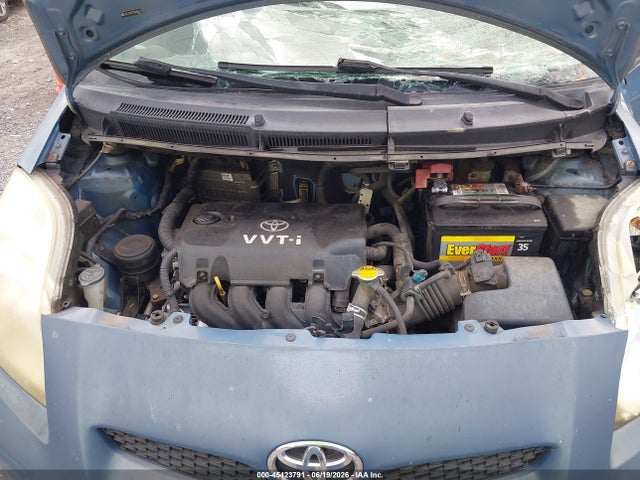 2009 Toyota YARIS photo 10