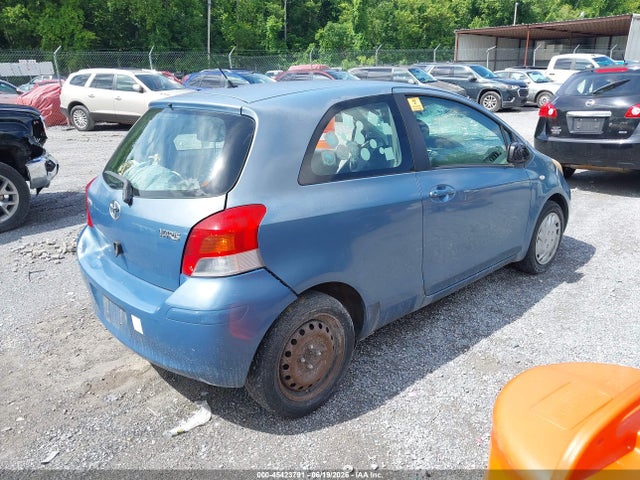 2009 Toyota YARIS photo 4