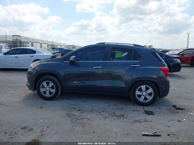2019 CHEVROLET TRAX LT 14