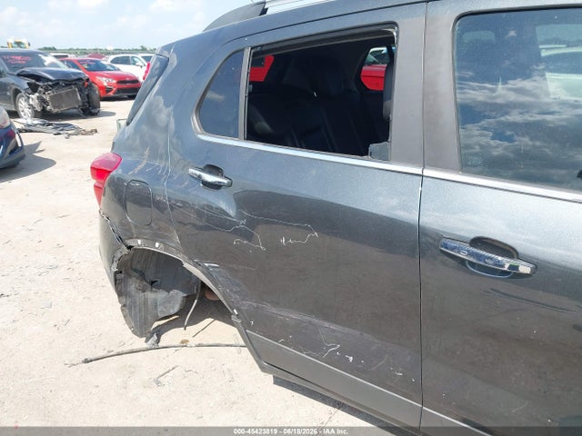 2019 CHEVROLET TRAX LT 6