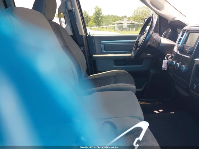 2016 RAM 1500 BIG HORN photo 5