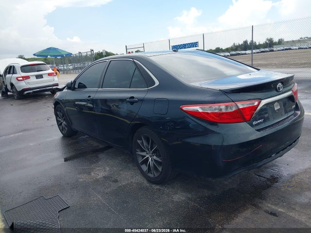 2017 Toyota CAMRY XSE — фото 3