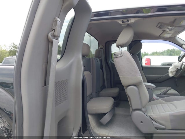 صورة 8 لـ 2014 Nissan FRONTIER S