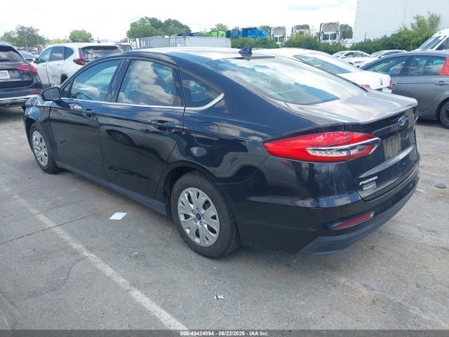 صورة 3 لـ 2020 FORD FUSION S