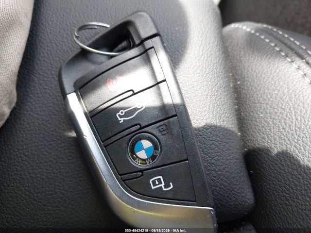 2025 BMW M240 I — миниатюра 11