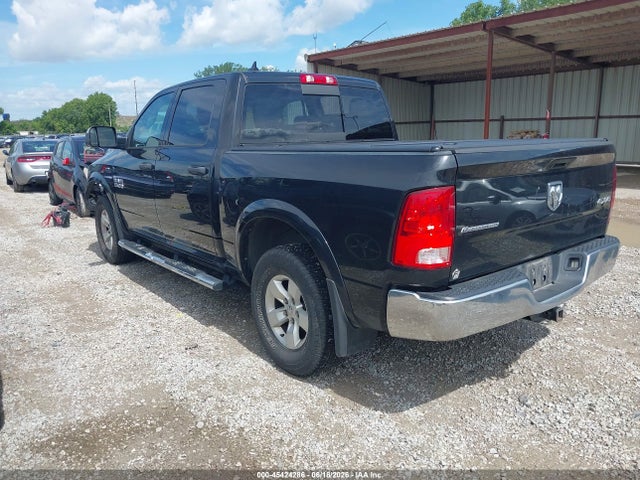 2018 RAM 1500 SLT — фото 3