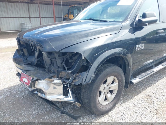 2018 RAM 1500 SLT — фото 6