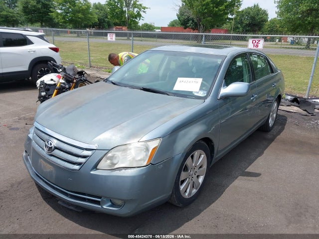 2007 Toyota AVALON XLS photo 2