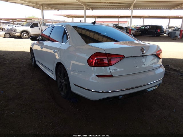 صورة 3 لـ 2017 Volkswagen PASSAT 1.8T R-LINE