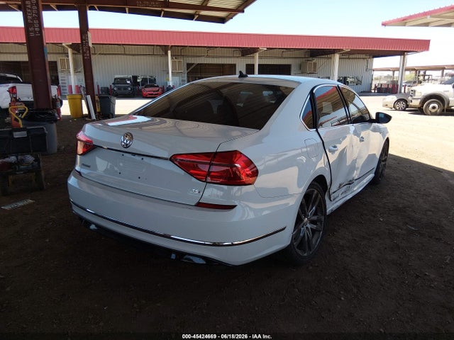 2017 Volkswagen PASSAT 1.8T R-LINE — фото 4
