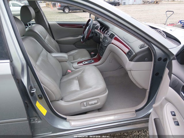2004 Lexus ES 330 — миниатюра 5