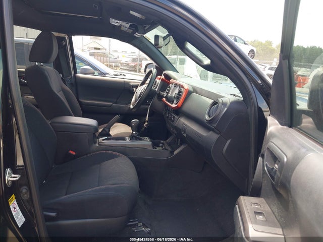 صورة 5 لـ 2016 Toyota TACOMA TRD SPORT