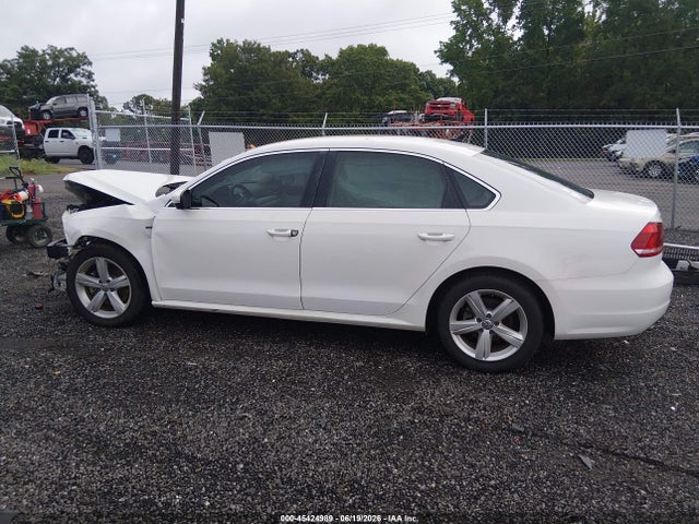 2015 Volkswagen PASSAT 1.8T LIMITED EDITION — фото 15