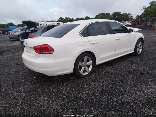 2015 Volkswagen PASSAT 1.8T LIMITED EDITION — фото 4