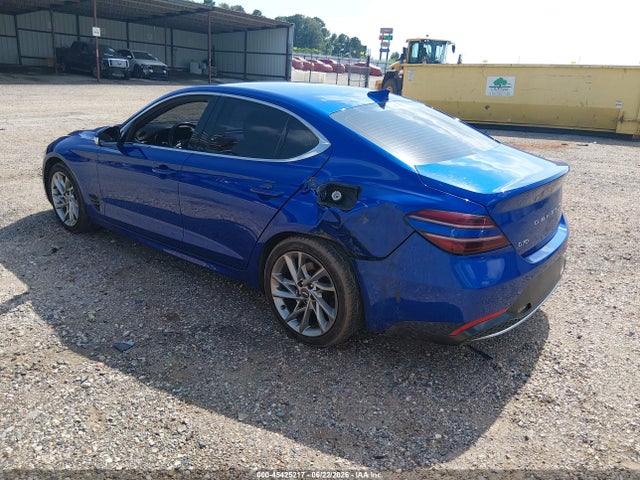 2022 Genesis G70 2.0T RWD — фото 3