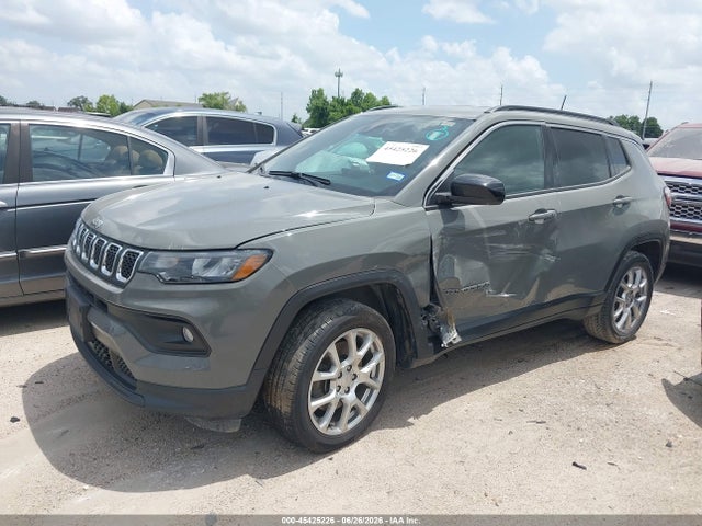 2023 JEEP COMPASS LATITUDE LUX FWD 2