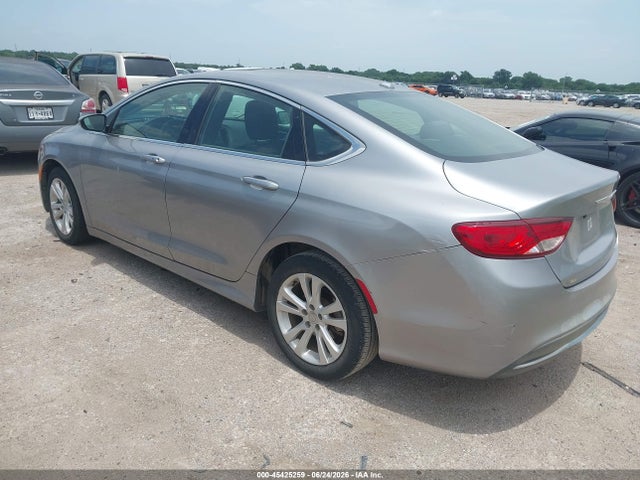 2015 Chrysler 200 LIMITED 照片 3