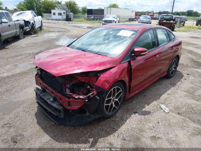 2015 FORD FOCUS SE 照片 2