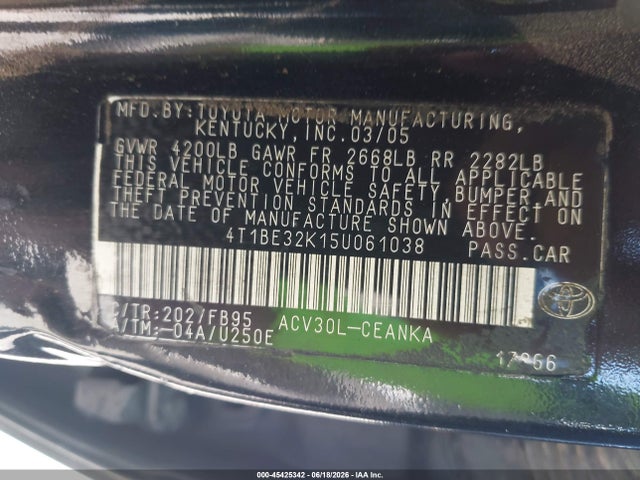 2005 Toyota CAMRY STD photo 9