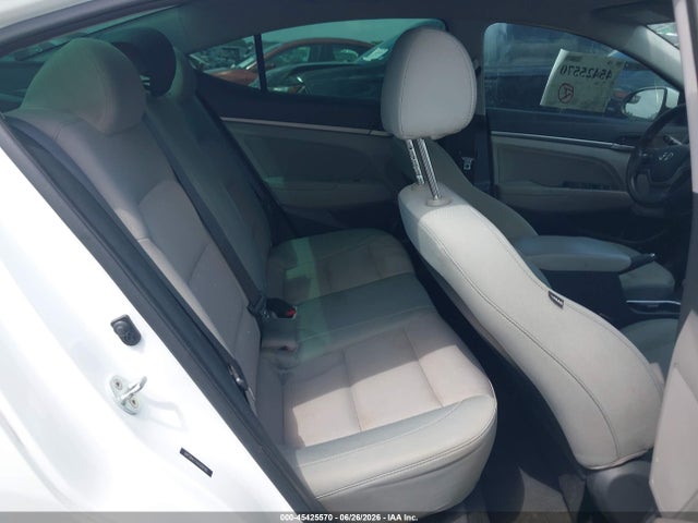 2017 Hyundai ELANTRA SE — фото 8