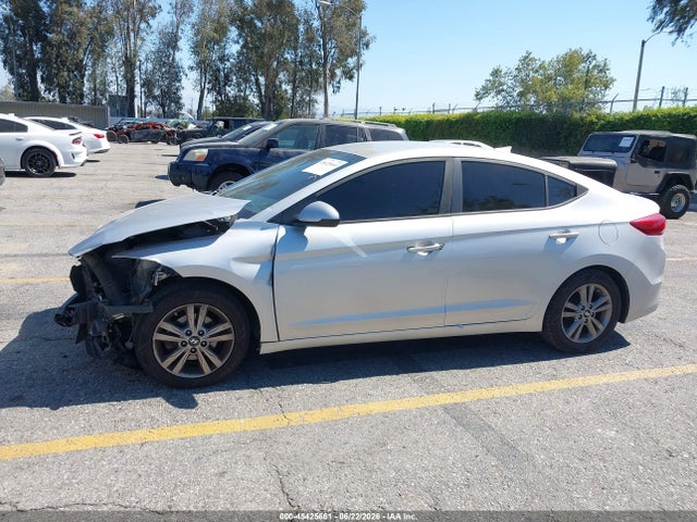 صورة مصغرة 17 لـ 2017 Hyundai ELANTRA SE