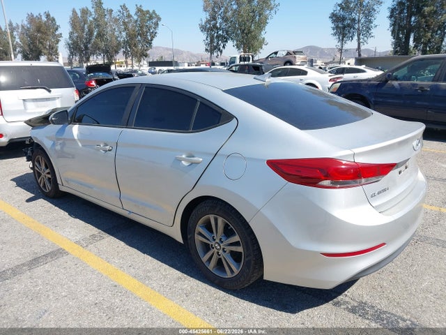 صورة 3 لـ 2017 Hyundai ELANTRA SE