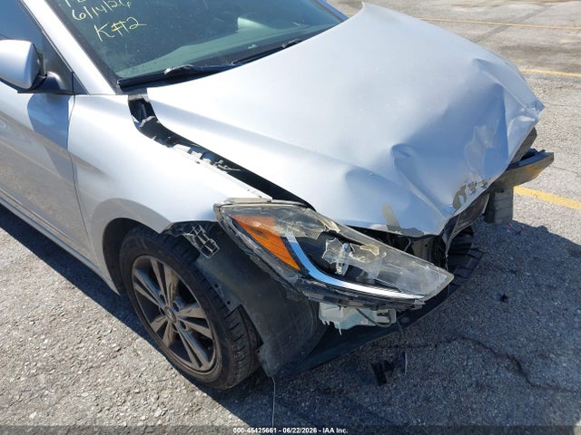 صورة مصغرة 13 لـ 2017 Hyundai ELANTRA SE