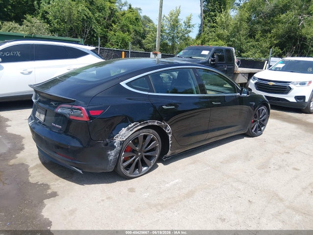 صورة 6 لـ 2020 Tesla MODEL 3 PERFORMANCE DUAL MOTOR ALL-WHEEL DRIVE