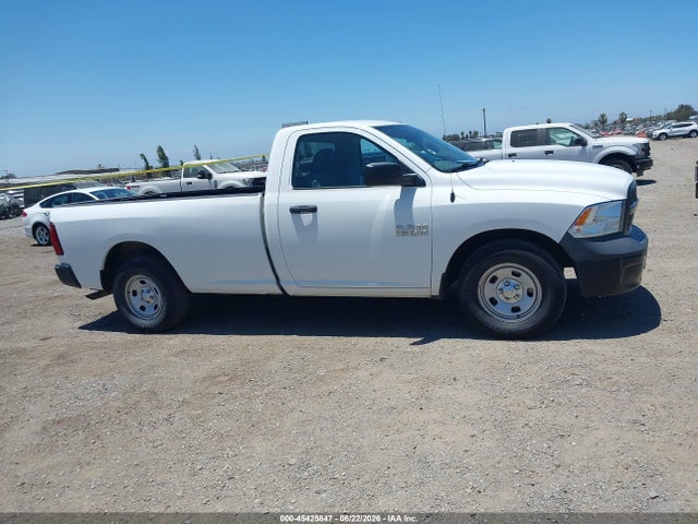صورة مصغرة 13 لـ 2017 RAM 1500 TRADESMAN 4X2 8' BOX