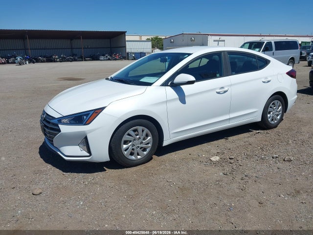 صورة 2 لـ 2020 Hyundai ELANTRA SE