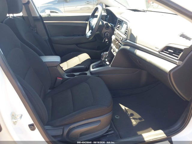 صورة 5 لـ 2020 Hyundai ELANTRA SE