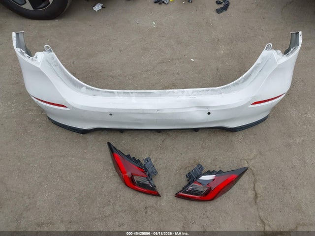 2025 HONDA CIVIC HYBRID SPORT TOURING 12