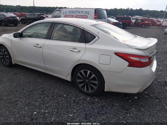 2017 Nissan ALTIMA 2.5 SV — фото 3