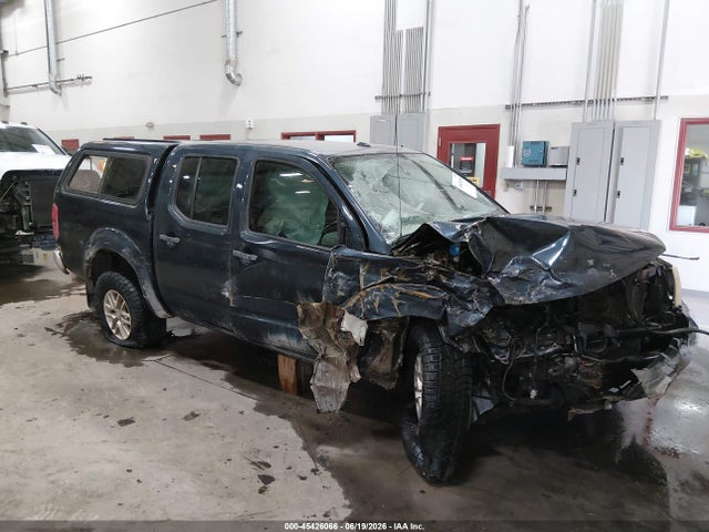 2016 NISSAN FRONTIER SV