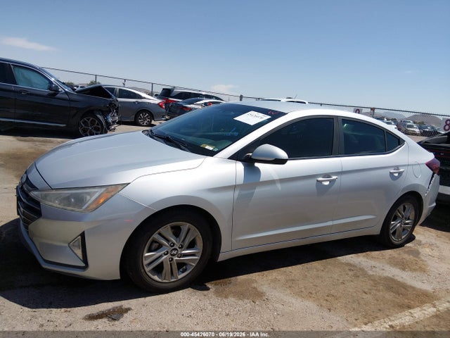 2019 HYUNDAI ELANTRA SEL 14