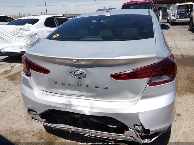2019 HYUNDAI ELANTRA SEL 16