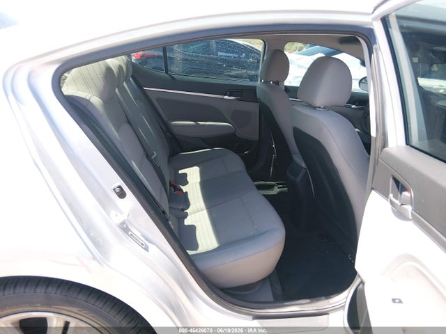 2019 HYUNDAI ELANTRA SEL 8