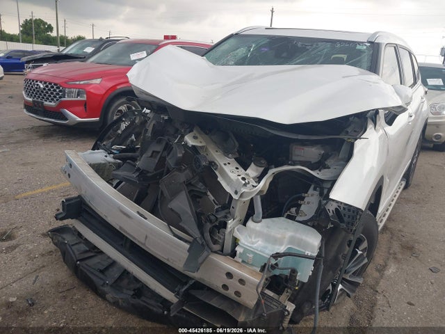 2023 TOYOTA HIGHLANDER HYBRID XLE 6