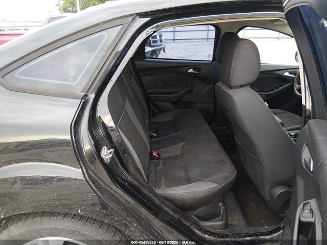 2014 FORD FOCUS SE 照片 8