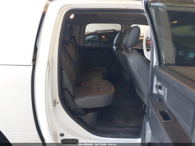 صورة 8 لـ 2018 RAM 1500